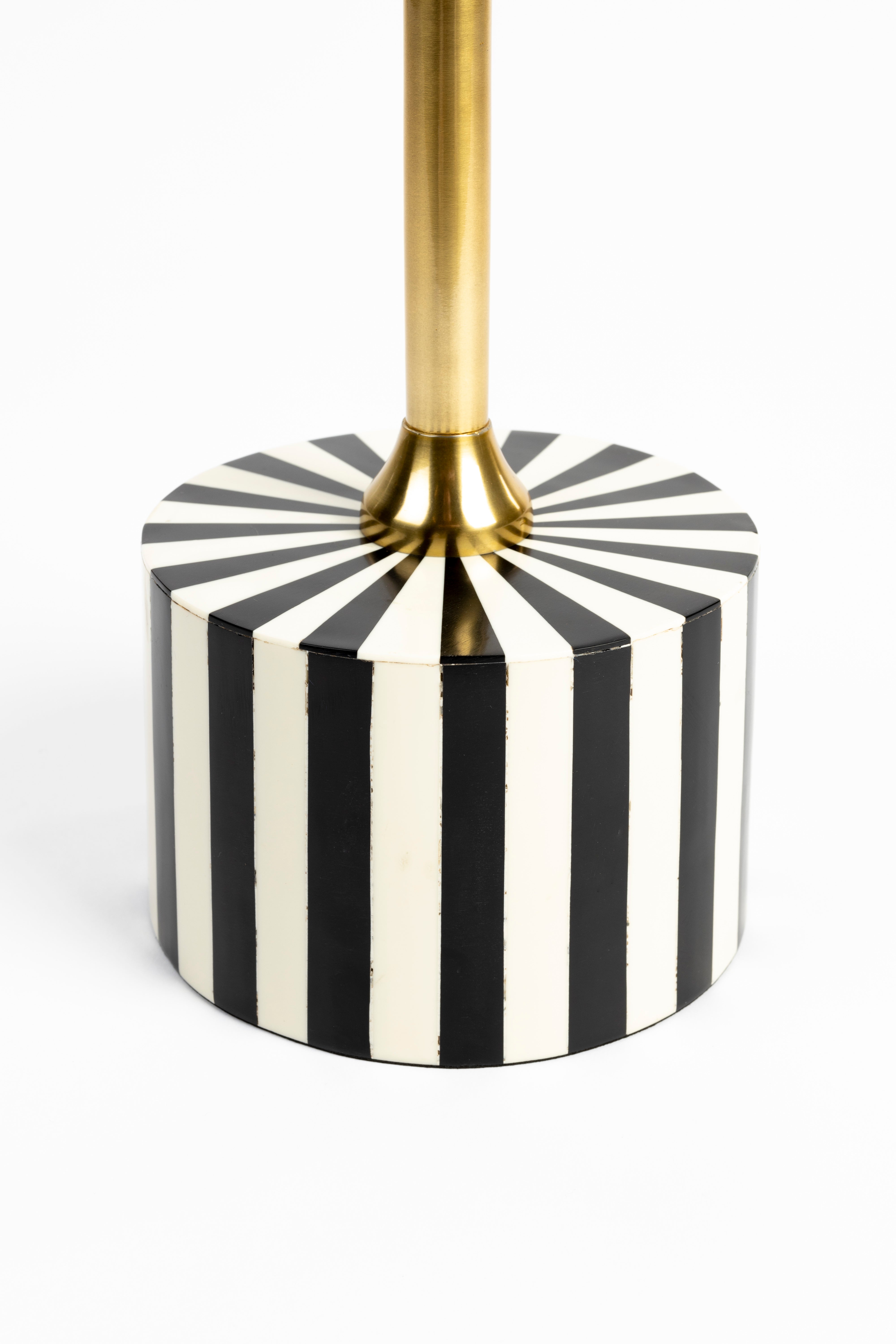Bold Monkey Strike Lucky Black/White/Gold Side Table